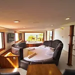 Aparthotel George's Boutique