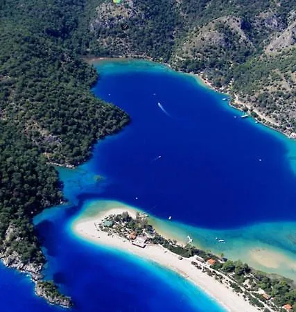 Apart Otel George's Boutique