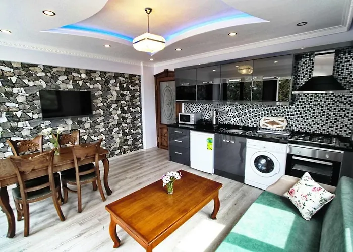 Апарт-отель George's Boutique