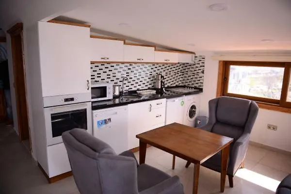 George's Boutique Апарт-отель *